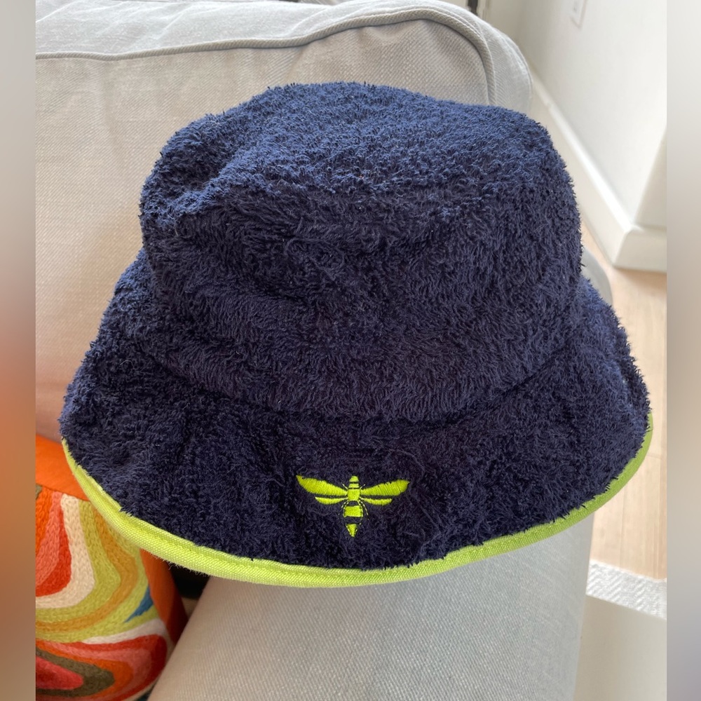 Buzz by Jane Fox Terry Bucket Hat